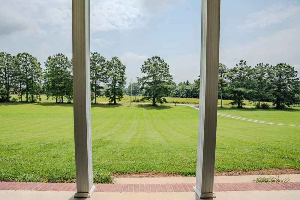57 Old Jackson Hwy Leoma, TN 38468