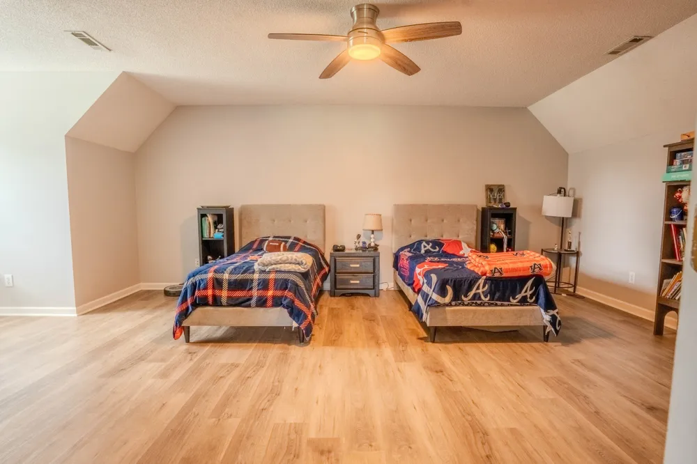 57 Old Jackson Hwy Leoma, TN 38468