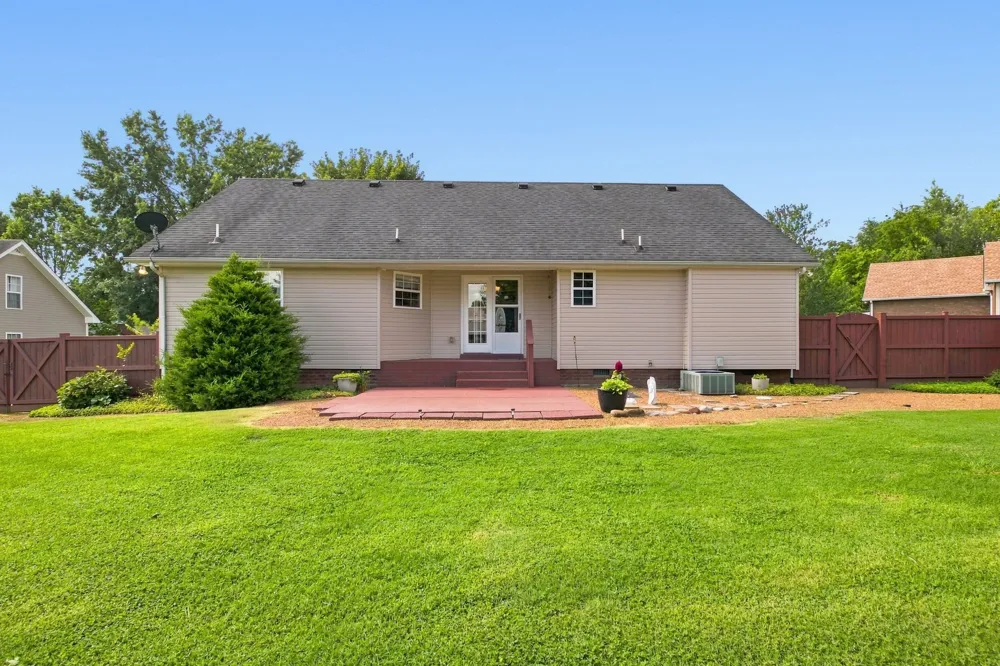 106 Teton Ct Portland, TN 37148