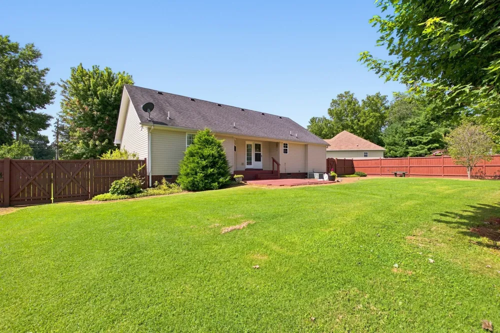 106 Teton Ct Portland, TN 37148
