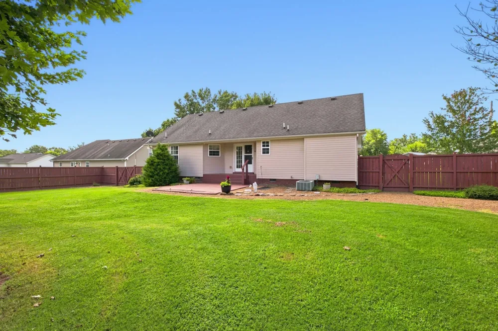 106 Teton Ct Portland, TN 37148