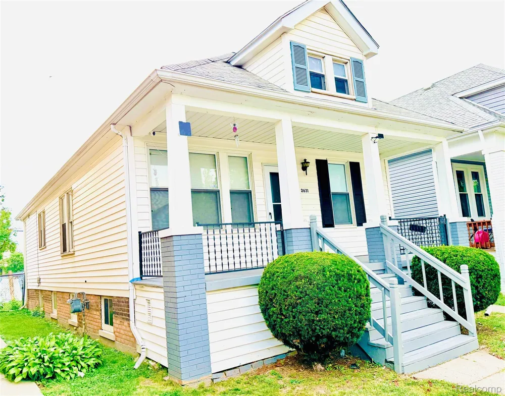 2631 Pulaski Street Hamtramck City, MI 48212