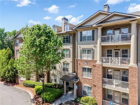 4805 W Village Way SE #1206