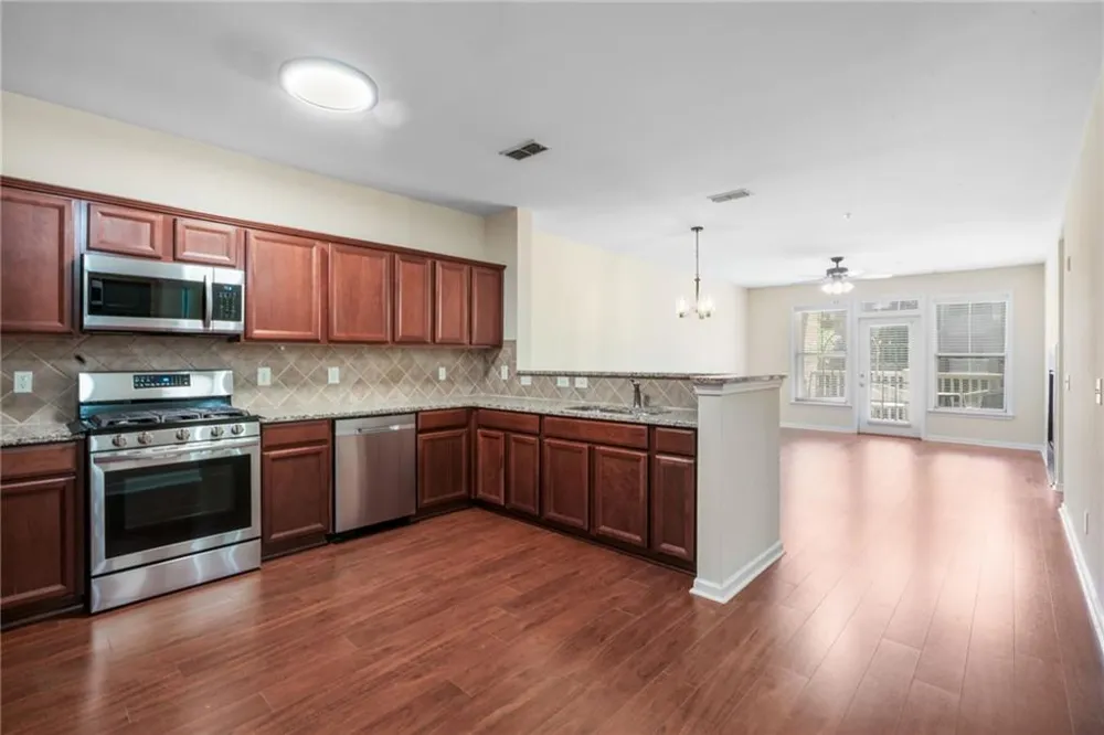 4805 W Village Way SE #1206 Smyrna, GA 30080