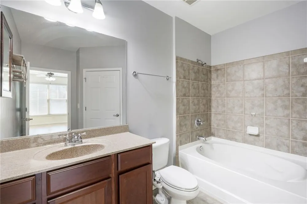 4805 W Village Way SE #1206 Smyrna, GA 30080