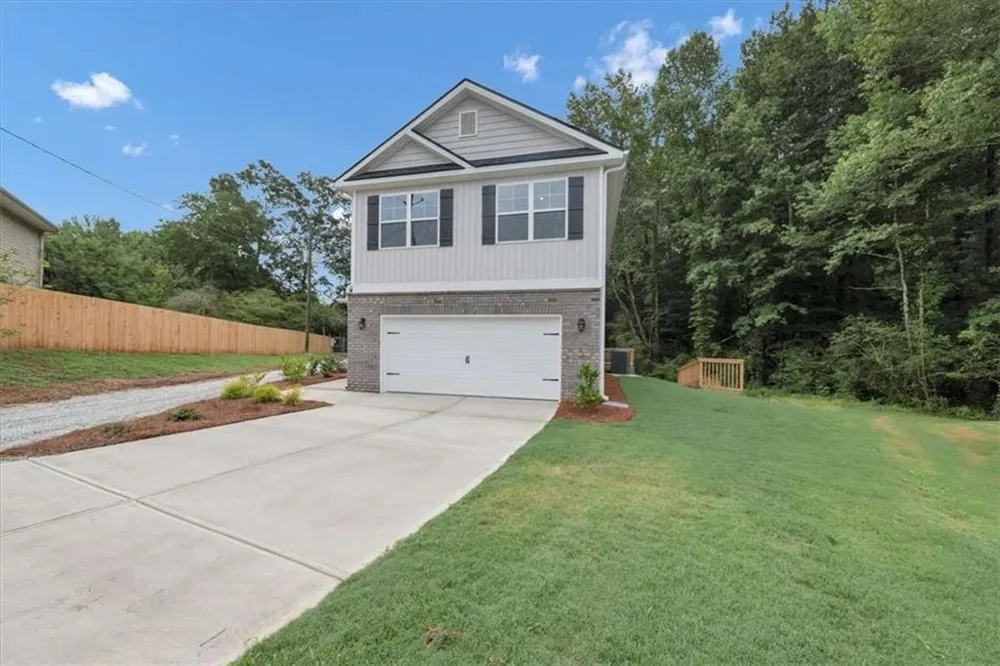 313 Melanie Court Bowdon, GA 30108