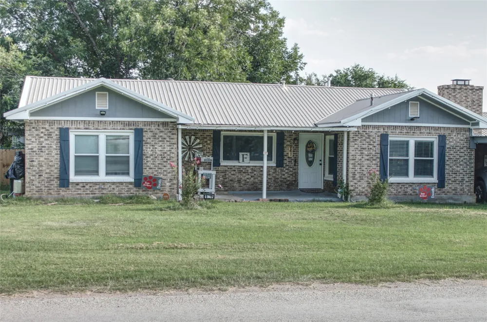 941 Central Street Albany, TX 76430