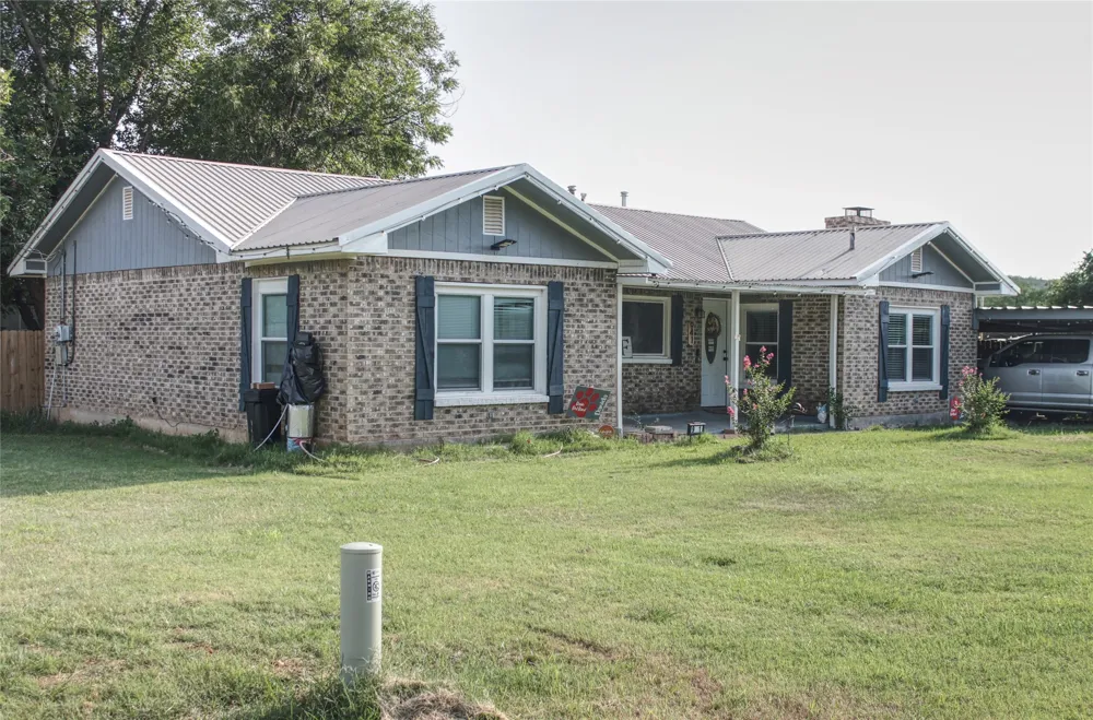 941 Central Street Albany, TX 76430