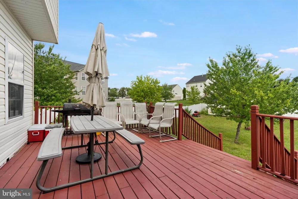 31 RULAND DRIVE Bunker Hill, WV 25413