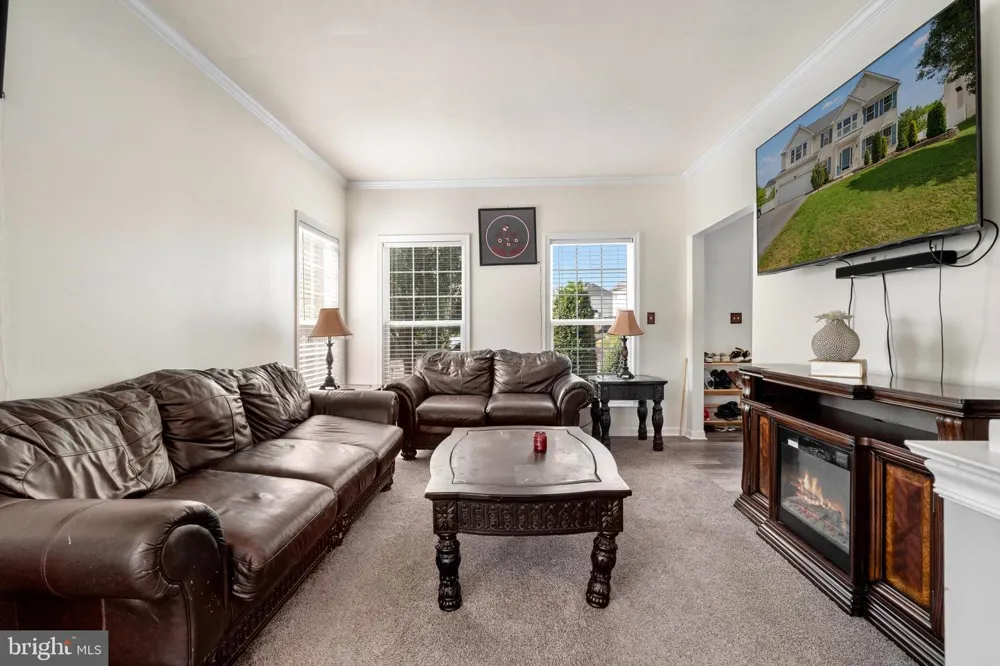 31 RULAND DRIVE Bunker Hill, WV 25413