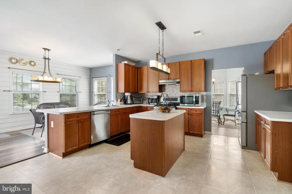 31 RULAND DRIVE Bunker Hill, WV 25413