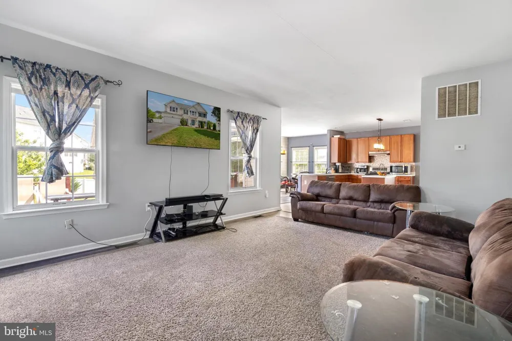 31 RULAND DRIVE Bunker Hill, WV 25413