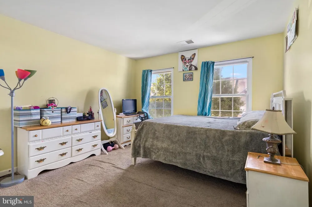 31 RULAND DRIVE Bunker Hill, WV 25413