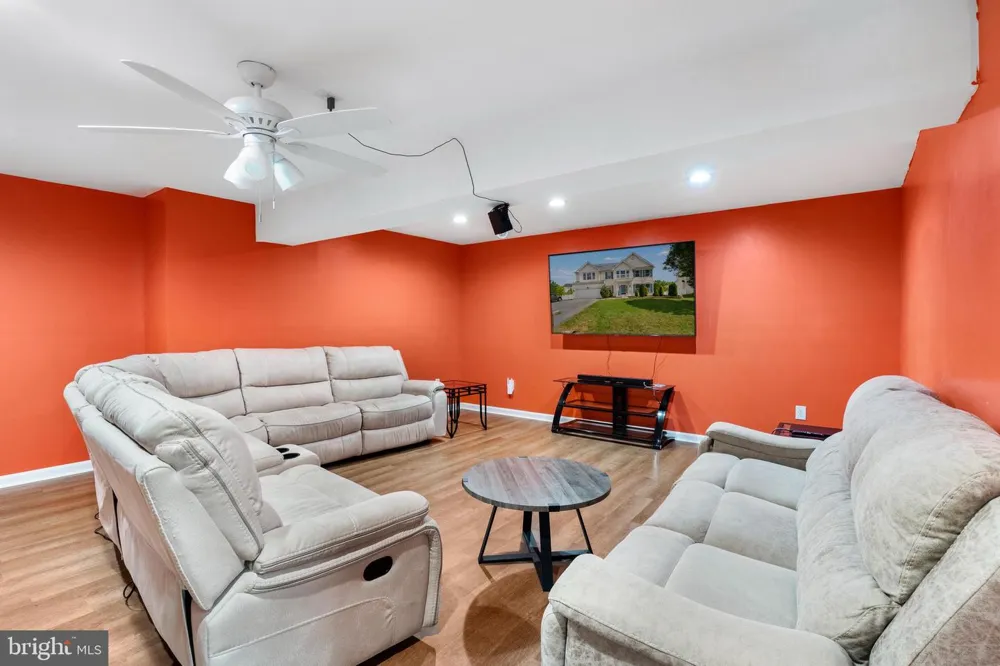 31 RULAND DRIVE Bunker Hill, WV 25413