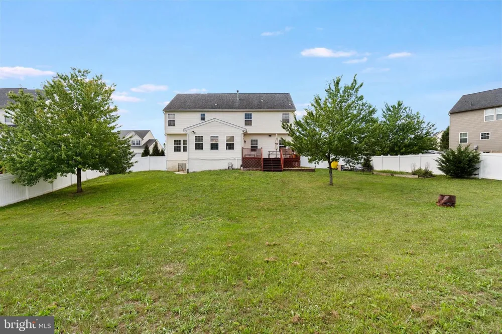 31 RULAND DRIVE Bunker Hill, WV 25413