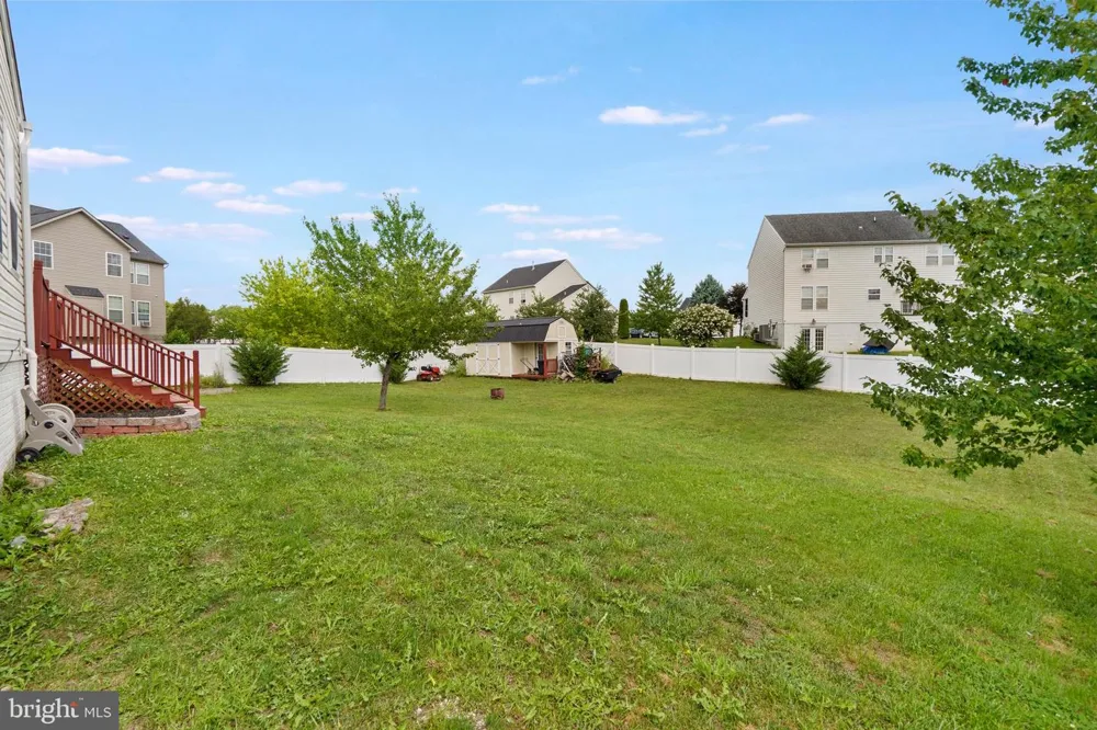 31 RULAND DRIVE Bunker Hill, WV 25413