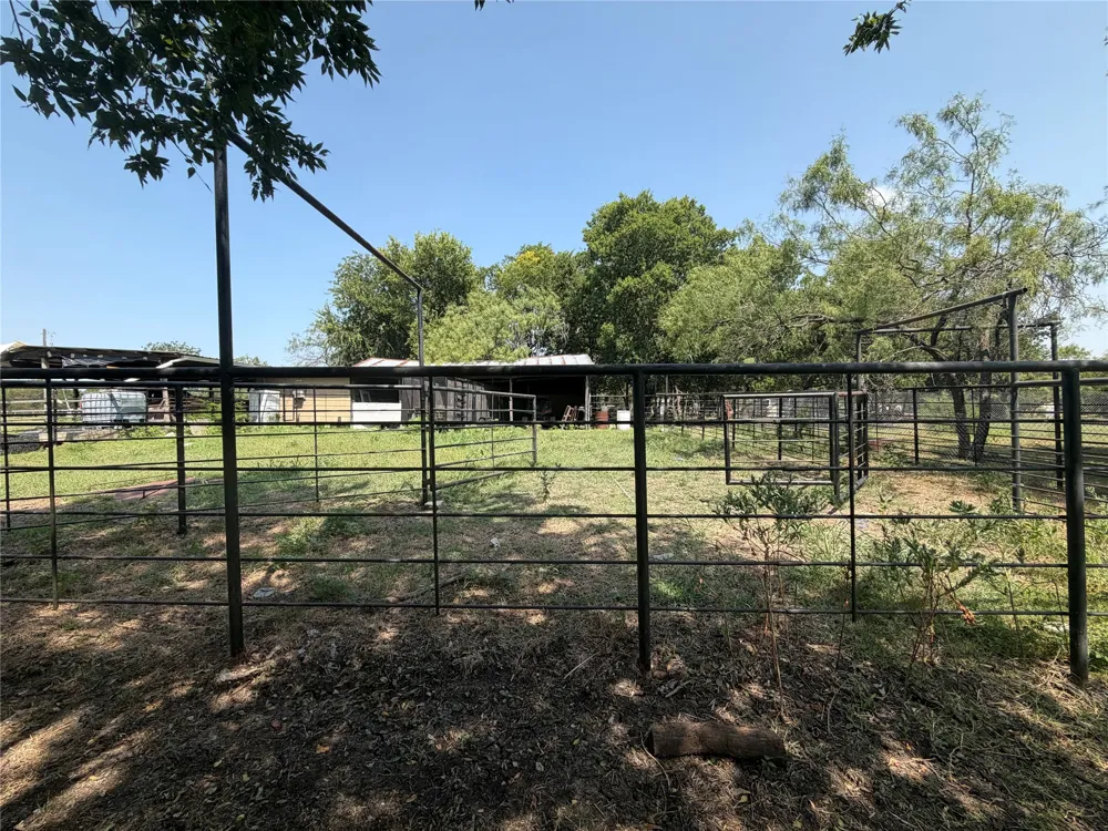 1007 SW County Road 3070 Purdon, TX 76679