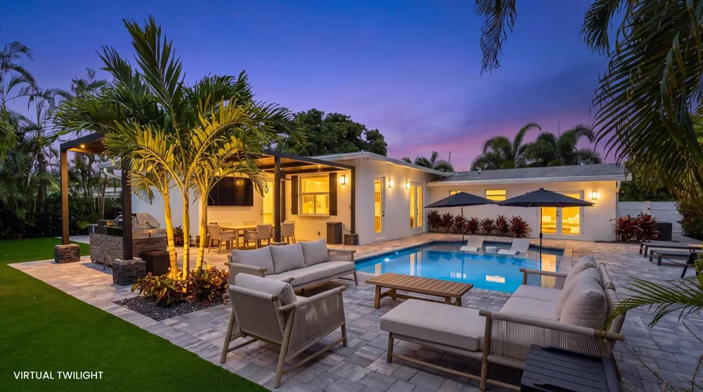 765 Lagoon Drive North Palm Beach, FL 33408