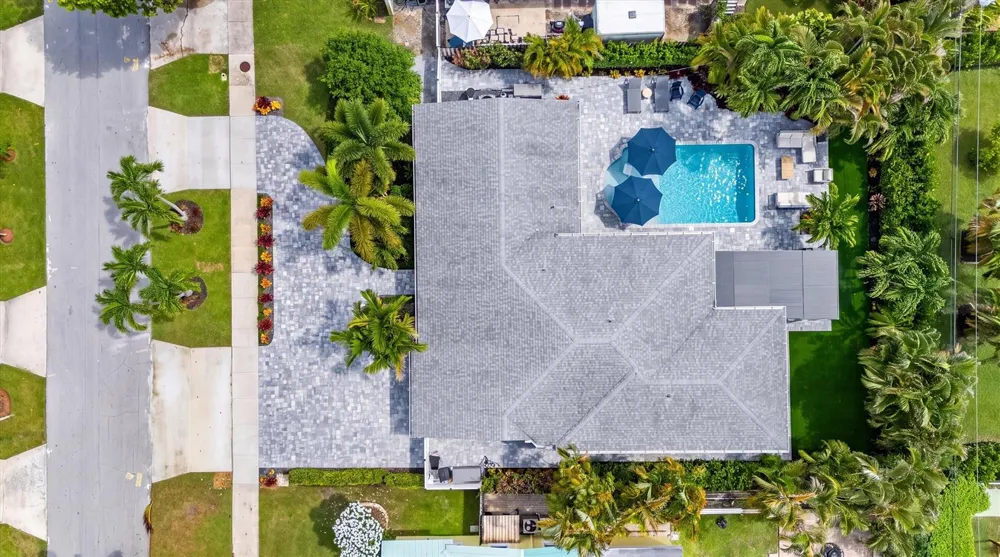 765 Lagoon Drive North Palm Beach, FL 33408