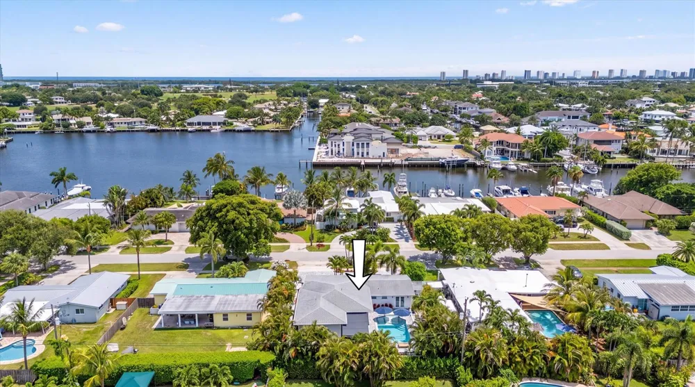 765 Lagoon Drive North Palm Beach, FL 33408