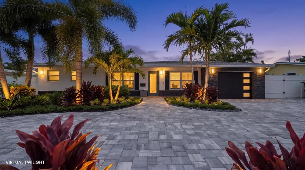 765 Lagoon Drive North Palm Beach, FL 33408
