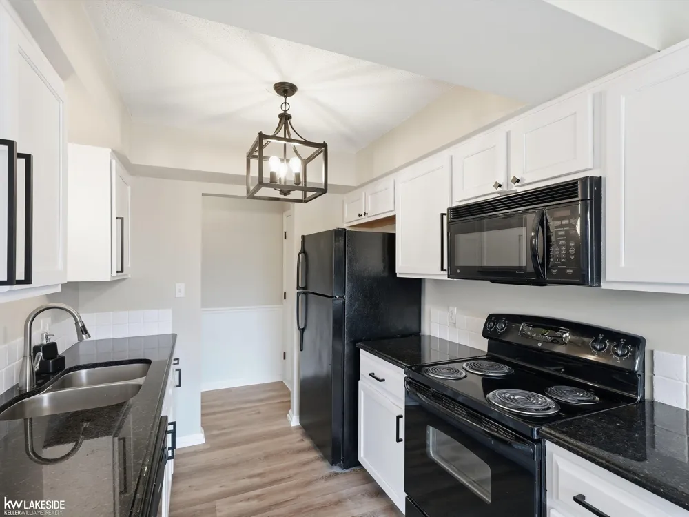 8120 24 Mile Road Shelby Charter Township, MI 48316