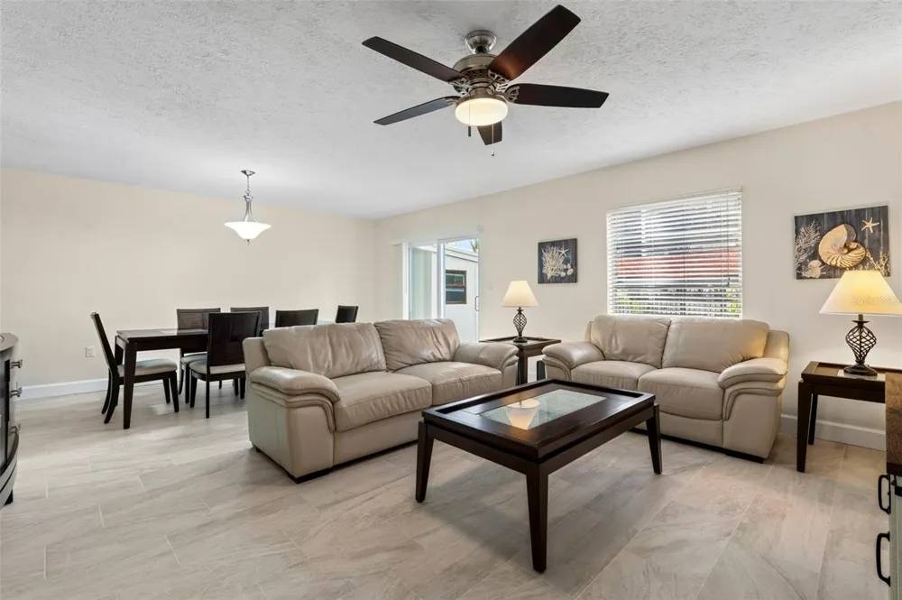 2700 BAYSHORE BOULEVARD #512 Dunedin, FL 34698