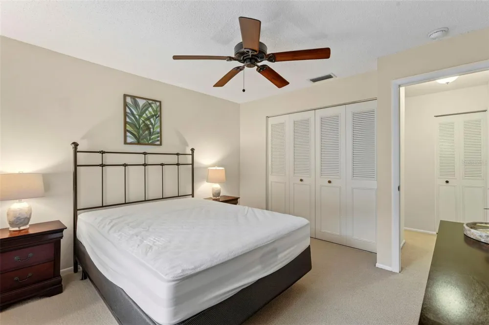 2700 BAYSHORE BOULEVARD #512 Dunedin, FL 34698