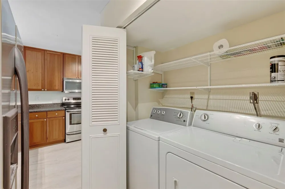 2700 BAYSHORE BOULEVARD #512 Dunedin, FL 34698