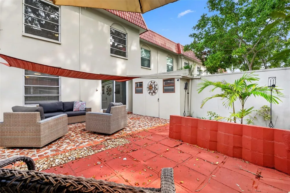 2700 BAYSHORE BOULEVARD #512 Dunedin, FL 34698