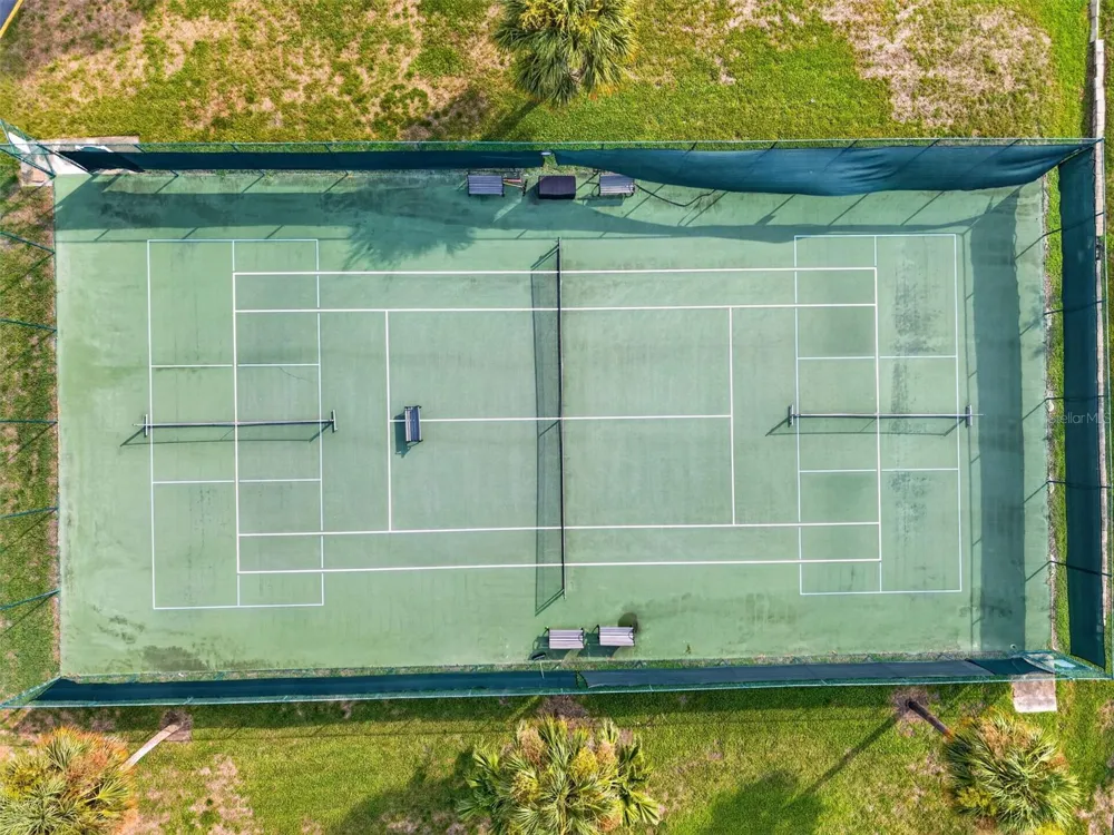 2700 BAYSHORE BOULEVARD #512 Dunedin, FL 34698
