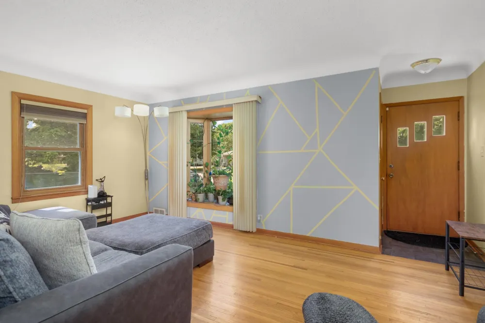 5330 Georgia Avenue Crystal, MN 55428
