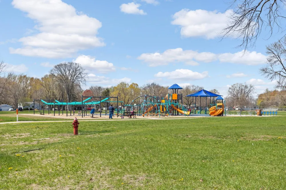 5330 Georgia Avenue Crystal, MN 55428