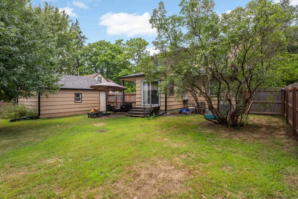 5330 Georgia Avenue Crystal, MN 55428