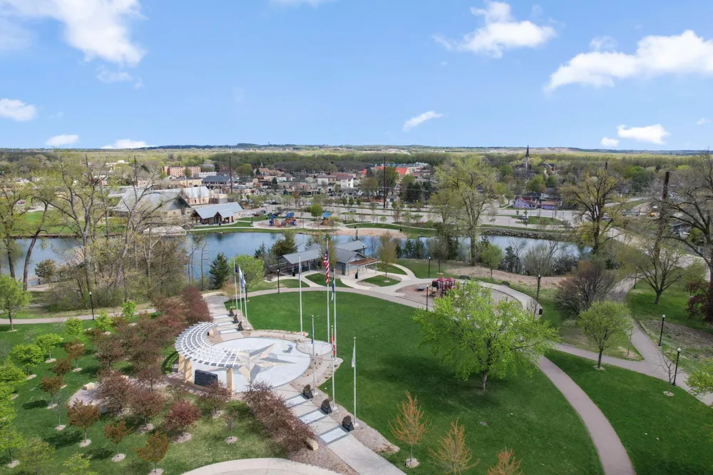 4170 Narrows Canyon Trail Chaska, MN 55318