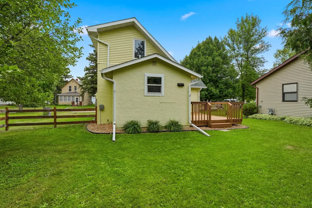 109 Kneale Avenue S Thief River Falls, MN 56701