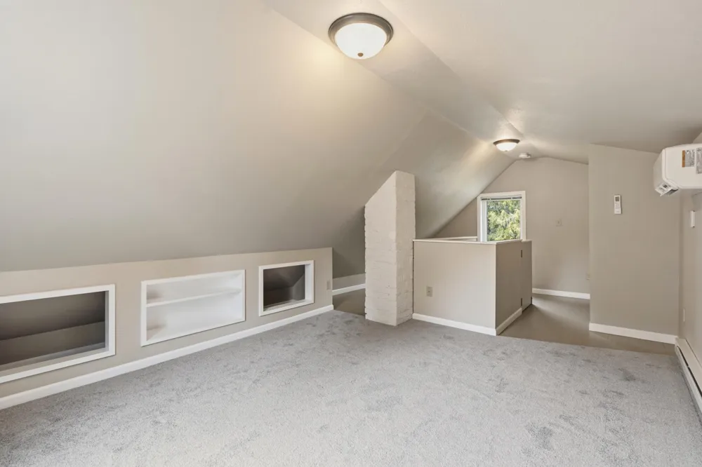 109 Kneale Avenue S Thief River Falls, MN 56701