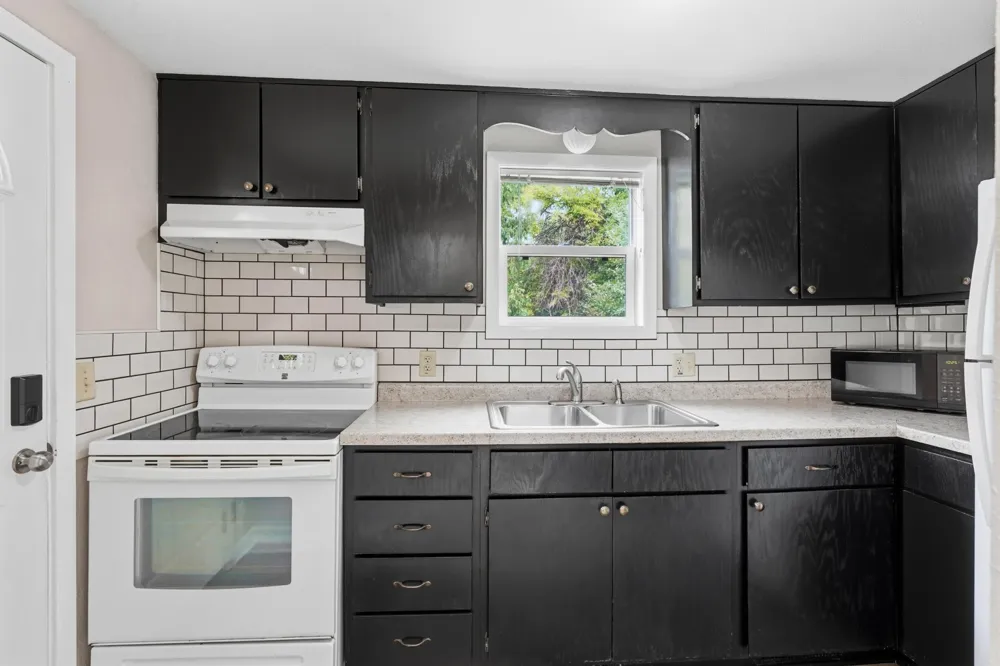 109 Kneale Avenue S Thief River Falls, MN 56701