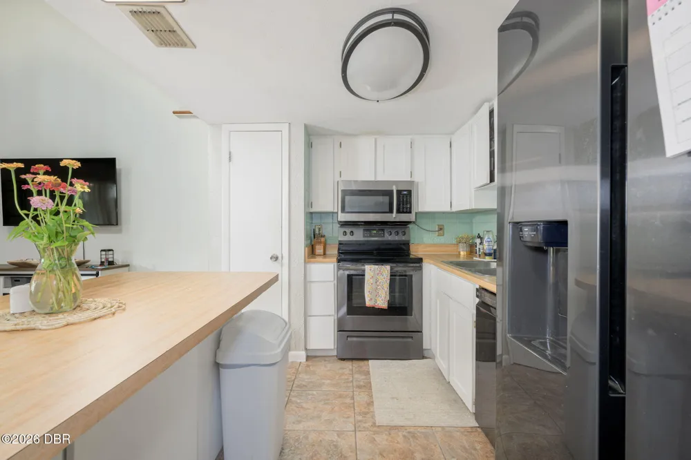21 Oakwood Park Ormond Beach, FL 32174