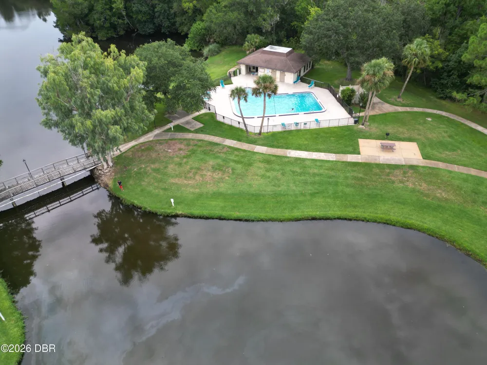 21 Oakwood Park Ormond Beach, FL 32174