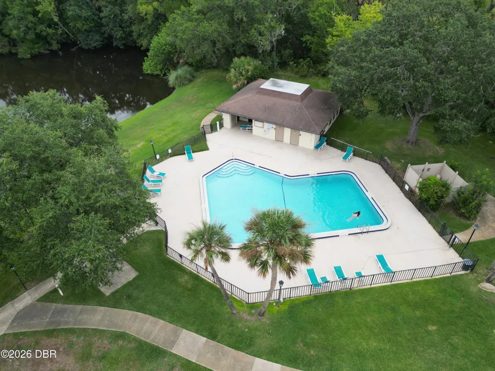 21 Oakwood Park Ormond Beach, FL 32174