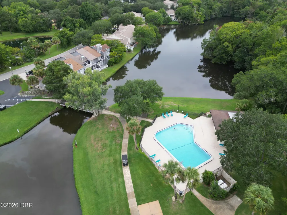 21 Oakwood Park Ormond Beach, FL 32174