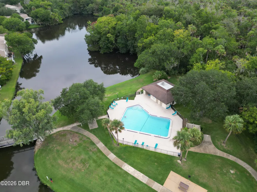 21 Oakwood Park Ormond Beach, FL 32174
