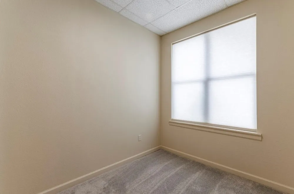 202 W Jefferson Street #104 Palmer, TX 75152