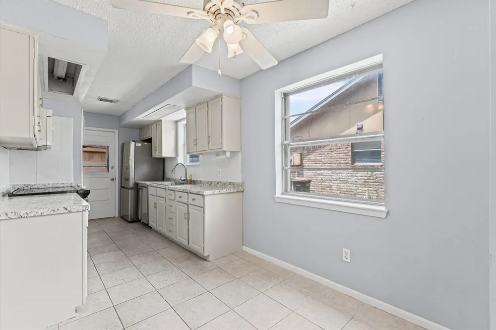 11914 Meadowtrail Lane Meadows Place, TX 77477