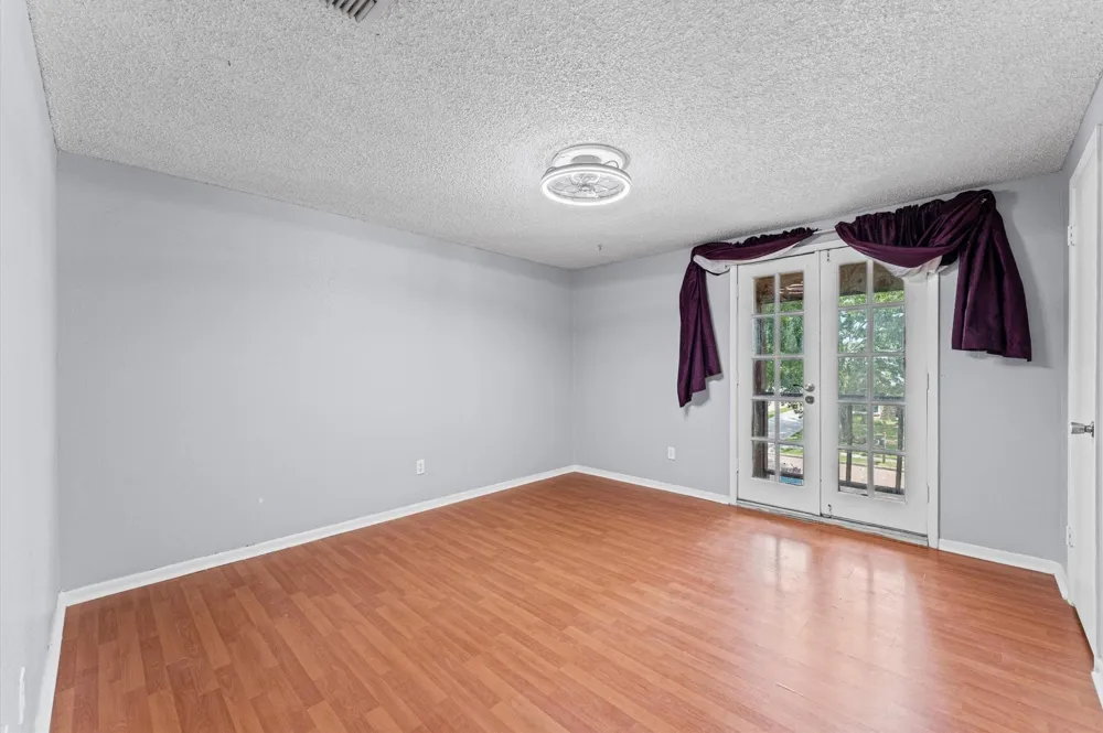 11914 Meadowtrail Lane Meadows Place, TX 77477