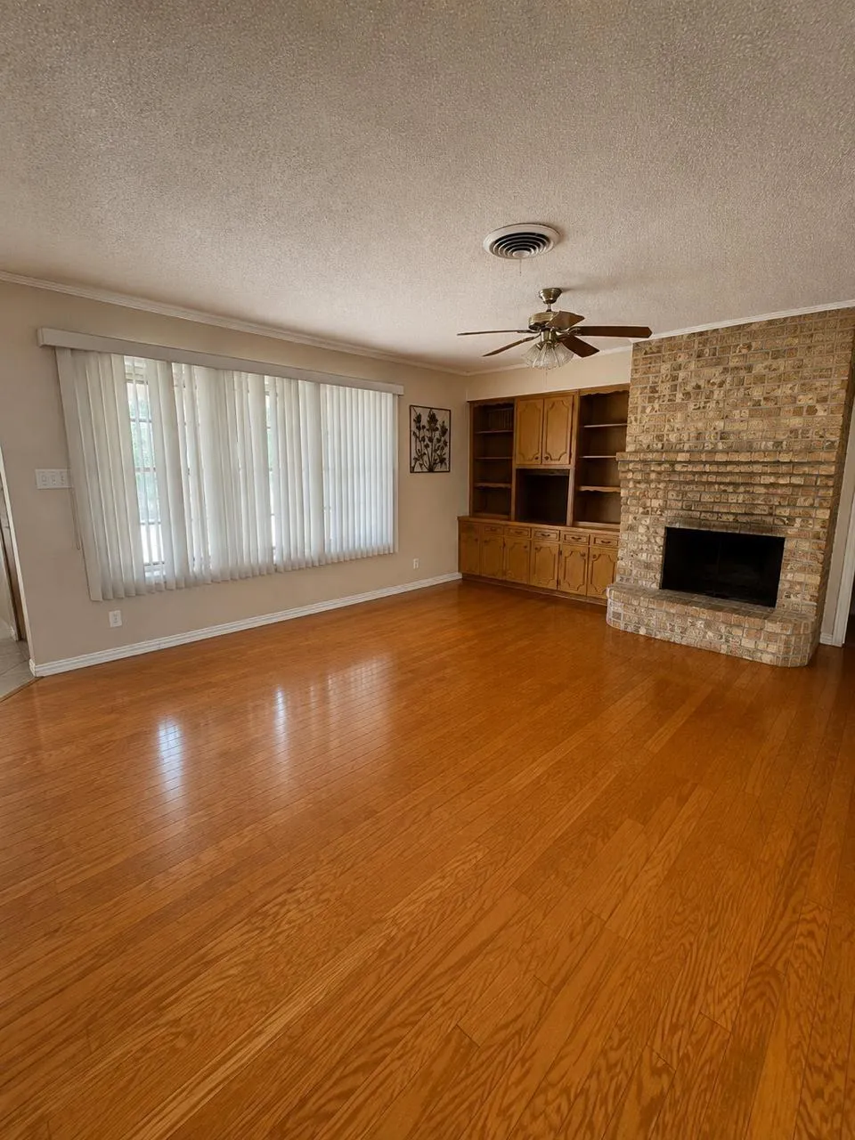 2901 Del Monte Avenue Bay City, TX 77414