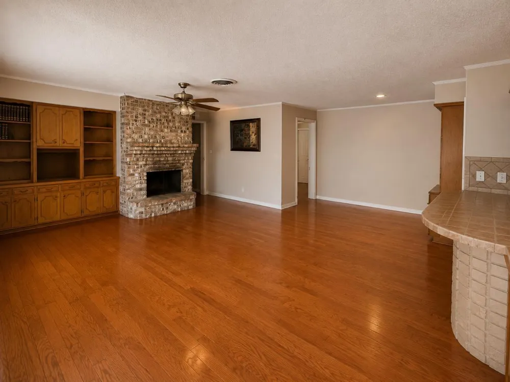 2901 Del Monte Avenue Bay City, TX 77414