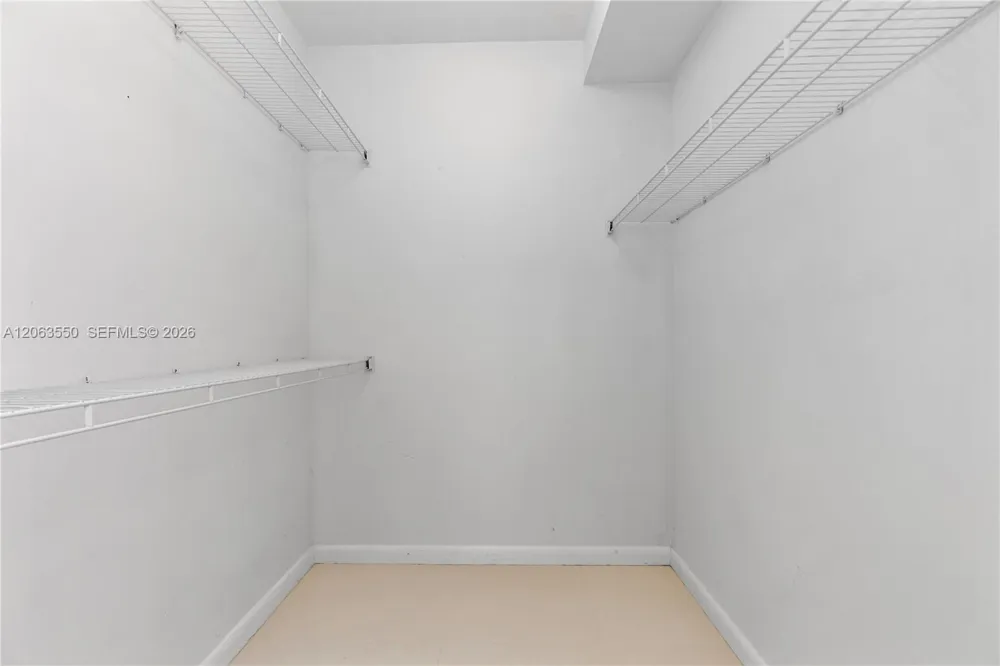 17100 Bay Rd #1712 Sunny Isles Beach, FL 33160