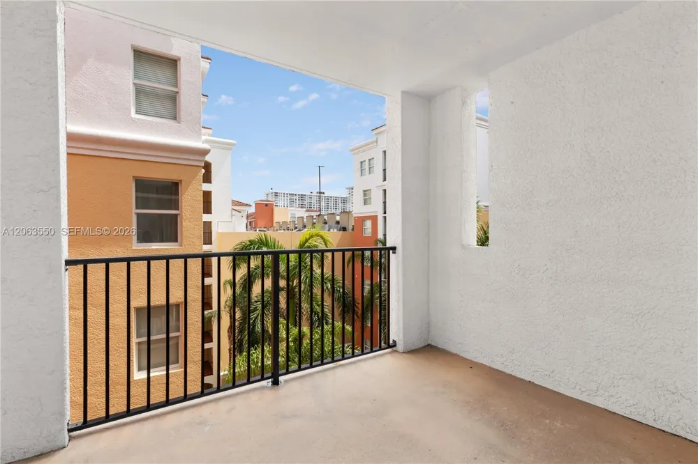 17100 Bay Rd #1712 Sunny Isles Beach, FL 33160